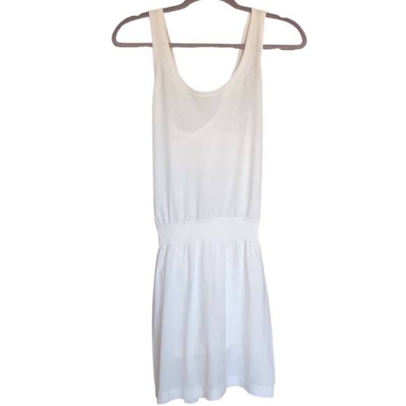 Lululemon size 4 Flex on Court dress in excellent like-new condition - Picture 8 of 9